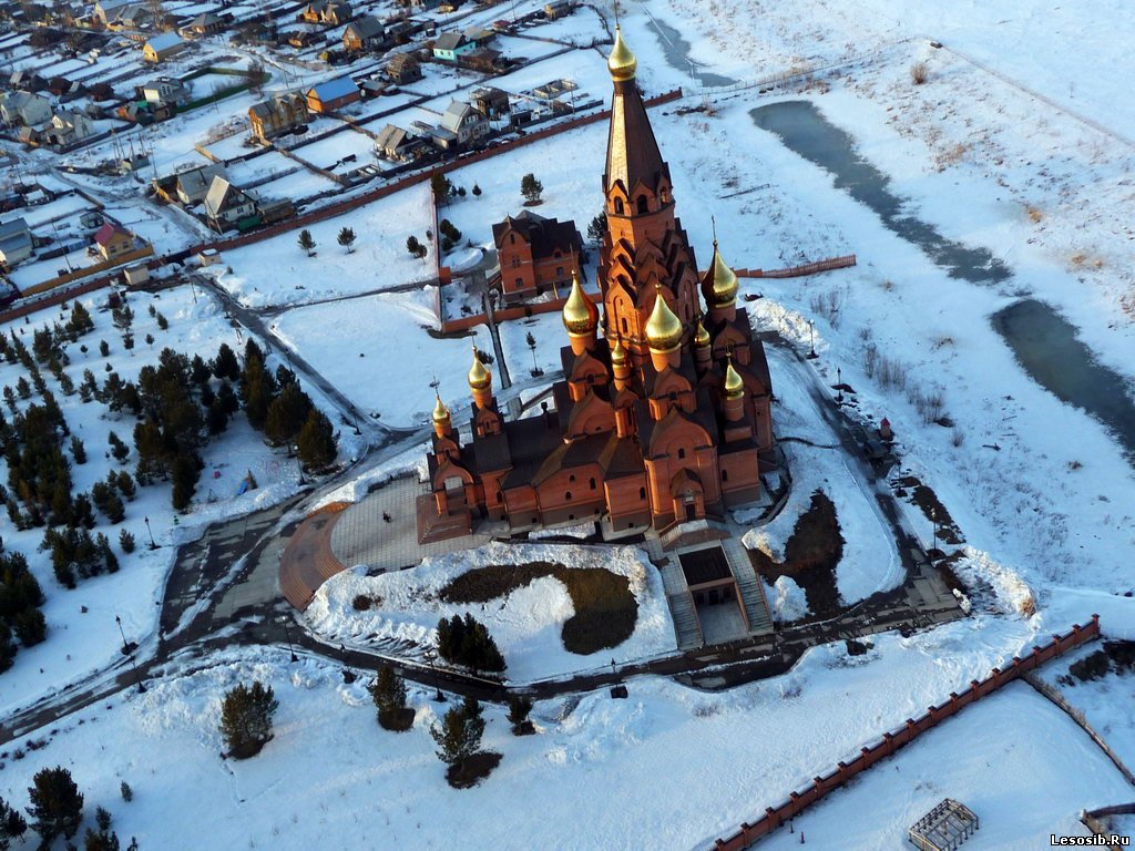 Храм в Лесосибирске новоенисейск